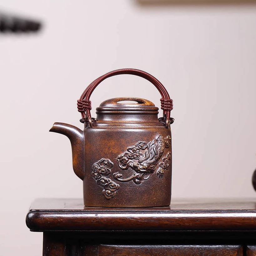 280毫升宜兴紫砂壶手工刻龙提梁茶壶原矿龙骨金砂料祥龙洋桶壶