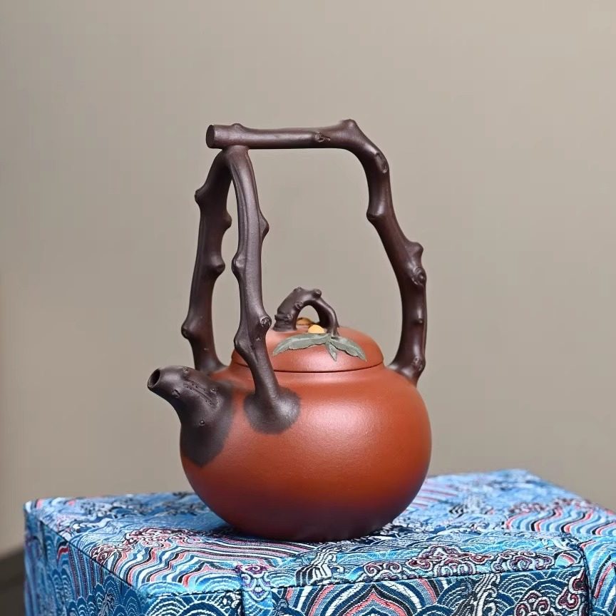 380毫升宜兴紫砂壶手工中式茶壶桃子提梁原矿红皮龙东坡提梁壶