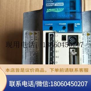 AP08H原裝 R7D 拆機(jī)歐姆龍驅(qū)動(dòng)器現(xiàn)貨成色9.9新清理庫存一功能包好
