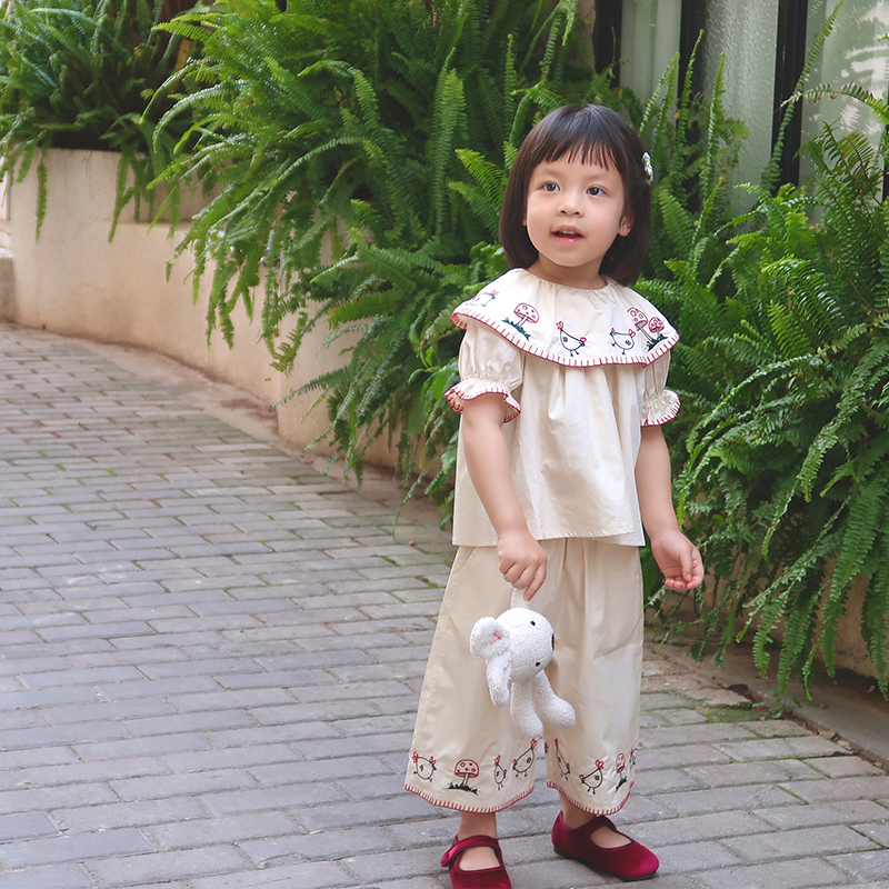 AnyinGirl 宝宝时髦夏装女童纯手工打揽刺绣娃娃衫阔腿裤两件套