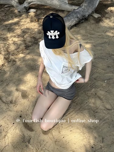 （现）小众时髦辣妹三十字架皮标棒球帽鸭舌帽 版型好男女同款