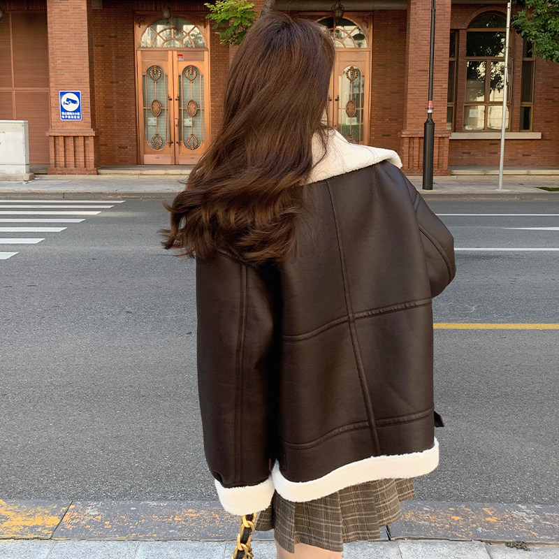 现货档口可拿高品质皮毛一体羊羔毛机车服207-J8806P185控268,女装短外套,卡莱