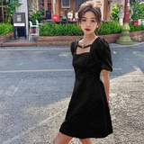 新款小心机方领提花泡泡袖连衣裙207-J2233P105控158，女装连衣裙，卡莱