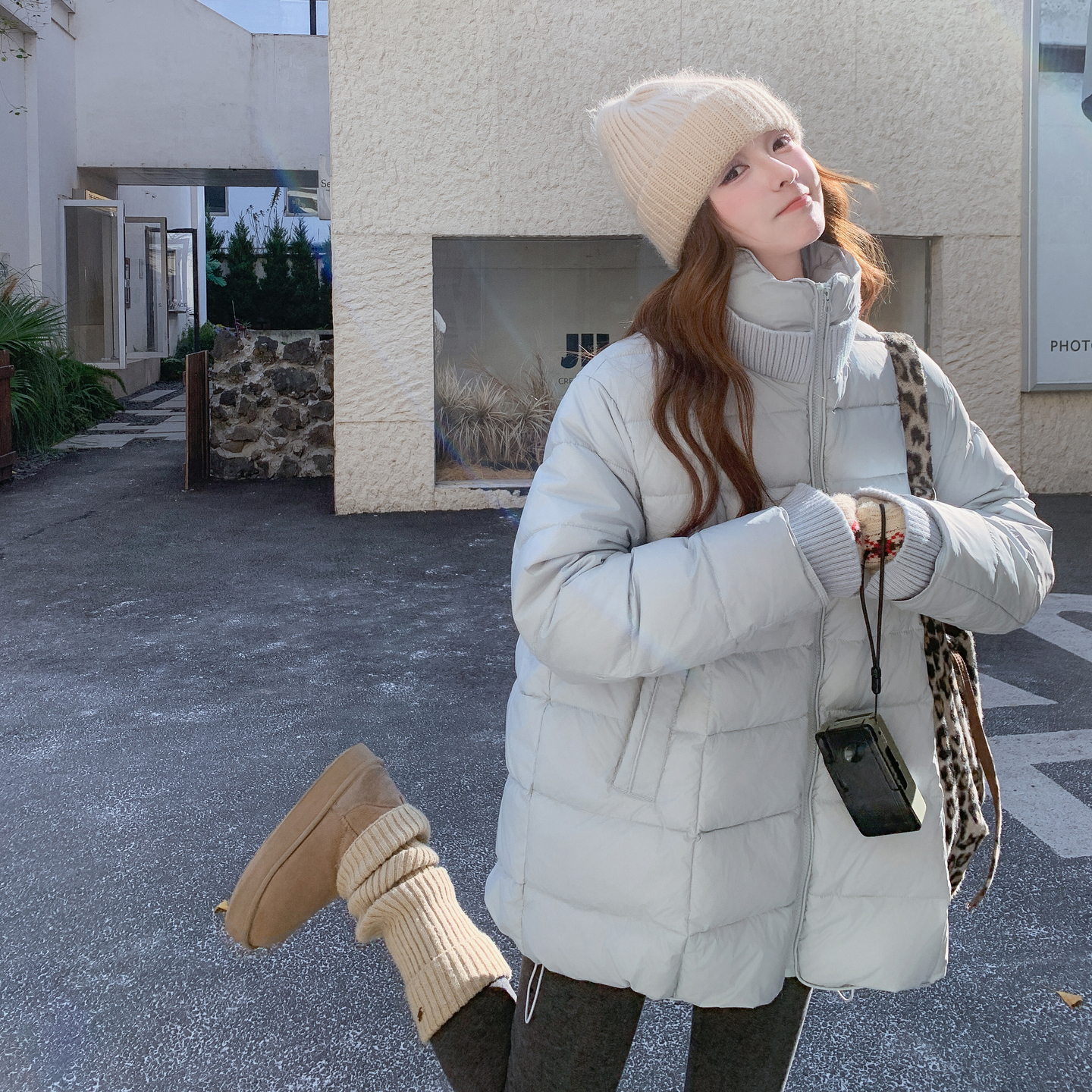 新款现货针织拼接羽绒服白鸭绒207-1820P295控418，女装羽绒服，卡莱