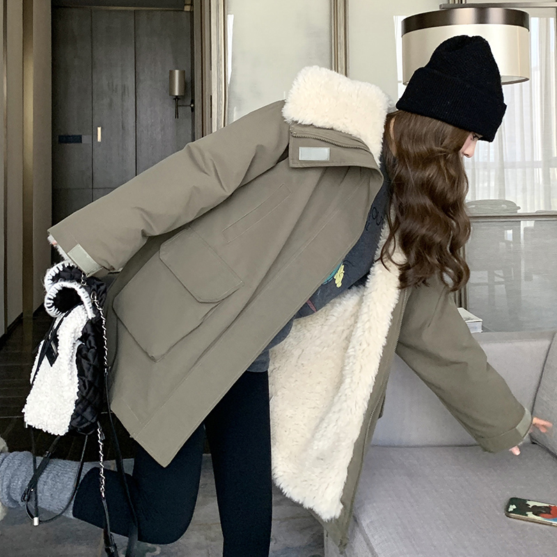 新款赵露思同款大翻领工装羊羔毛外套207-1833P245控348，女装风衣，卡莱