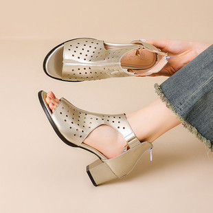 外贸凉鞋41到48特大码女鞋42鱼嘴43中跟凉靴子44性感镂空45 46 47