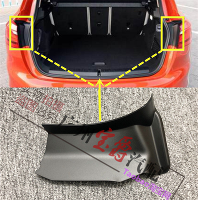 宝马2系F45尾灯盖板尾盖流水槽