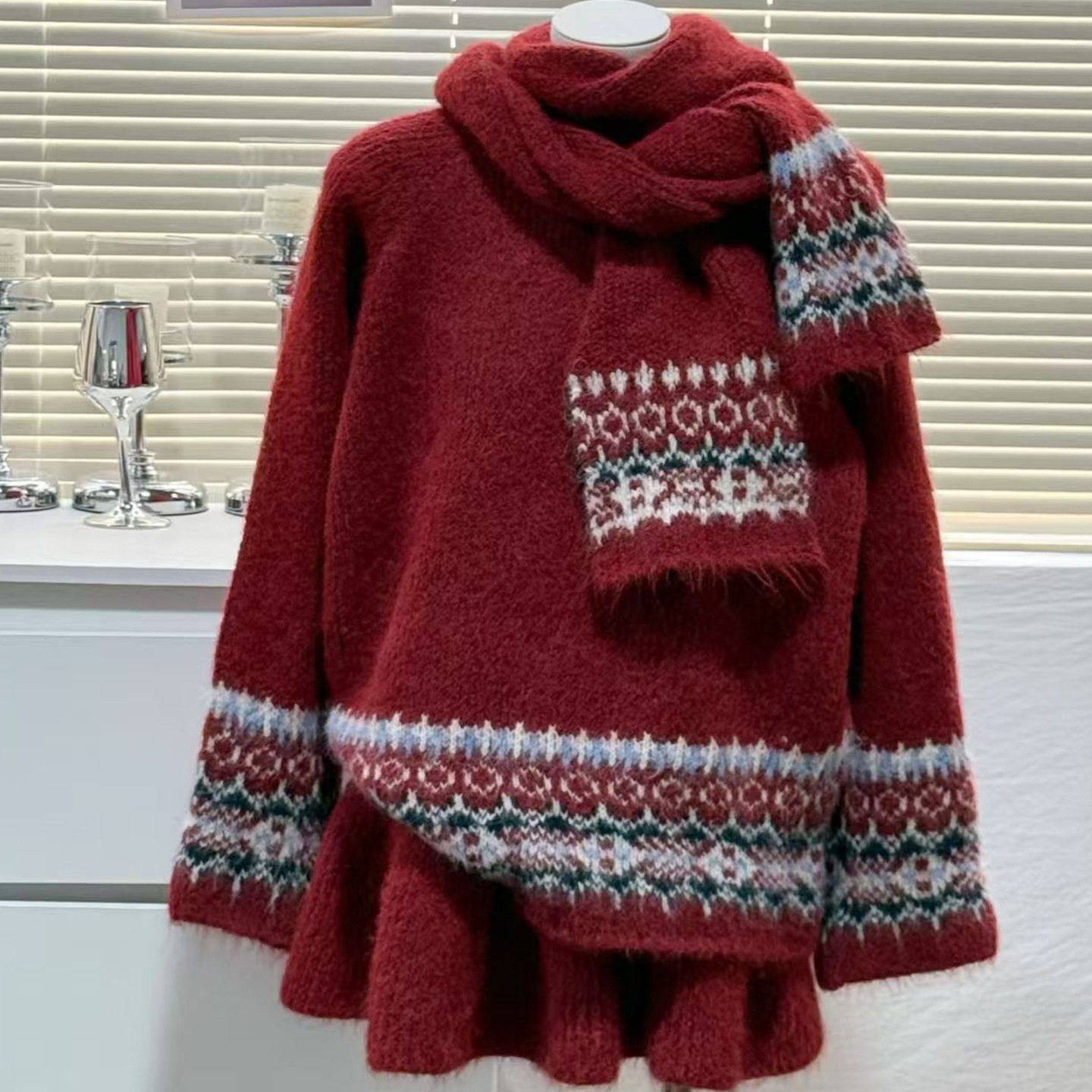 蝴蝶慵懒风宽松甜美上衣短裙围巾