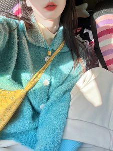 芥末自制「香茶丽兹」绵软羊毛翻领毛衣女秋冬新款设计感外穿开衫