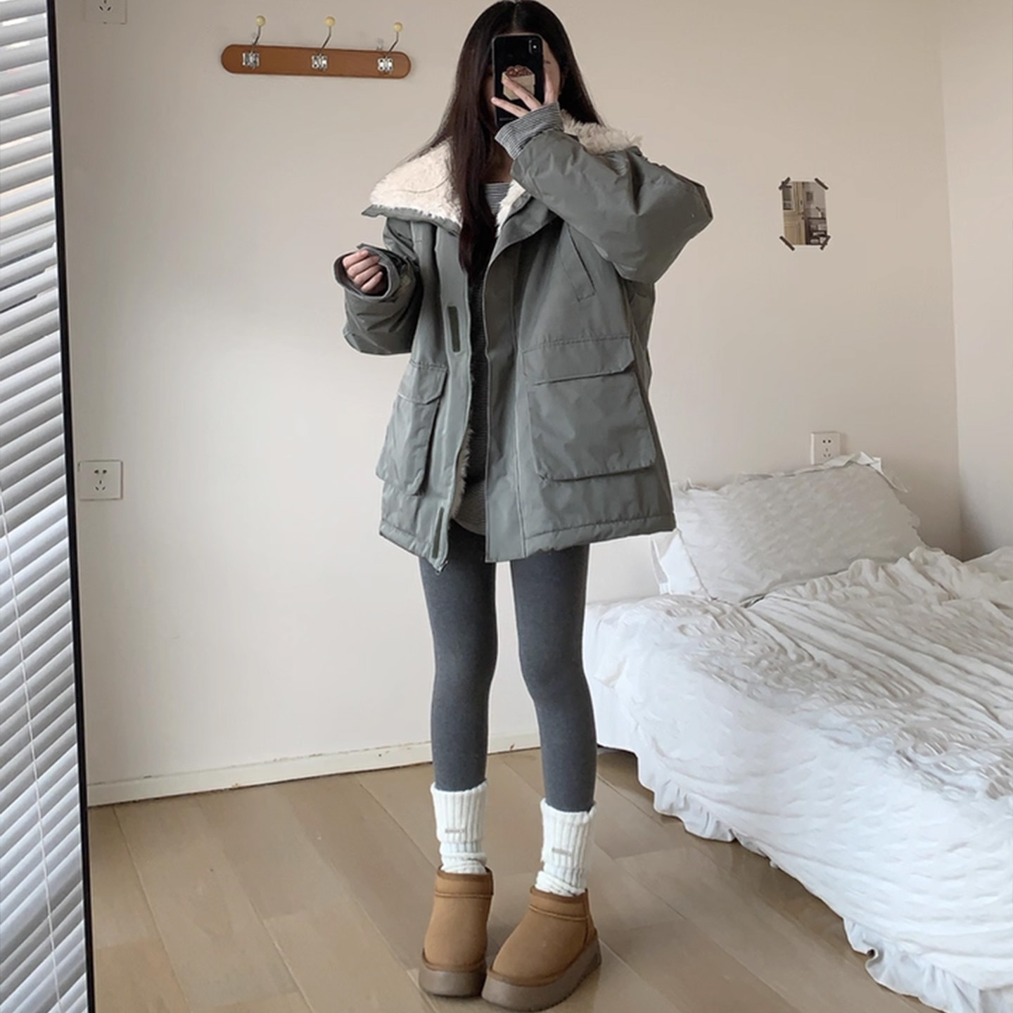 内里毛绒拼接派克保暖冲锋衣外套