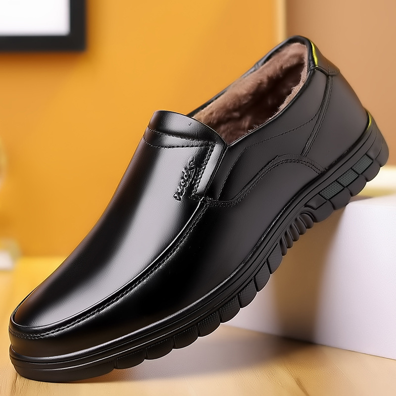 冬季奥伦真皮皮鞋加厚保暖头层牛皮低帮中爸鞋防滑耐磨品牌男鞋