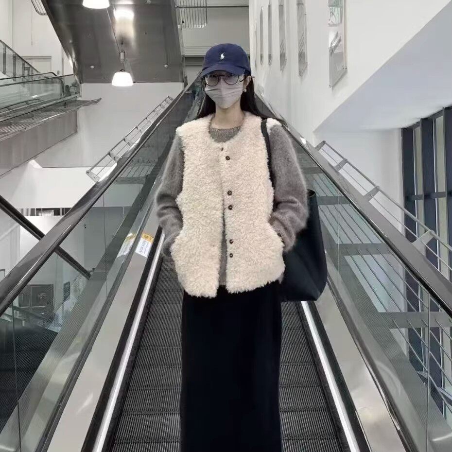 羊羔毛皮毛一体女2026新款春秋韩版爆款休闲风环保坎肩毛毛外套