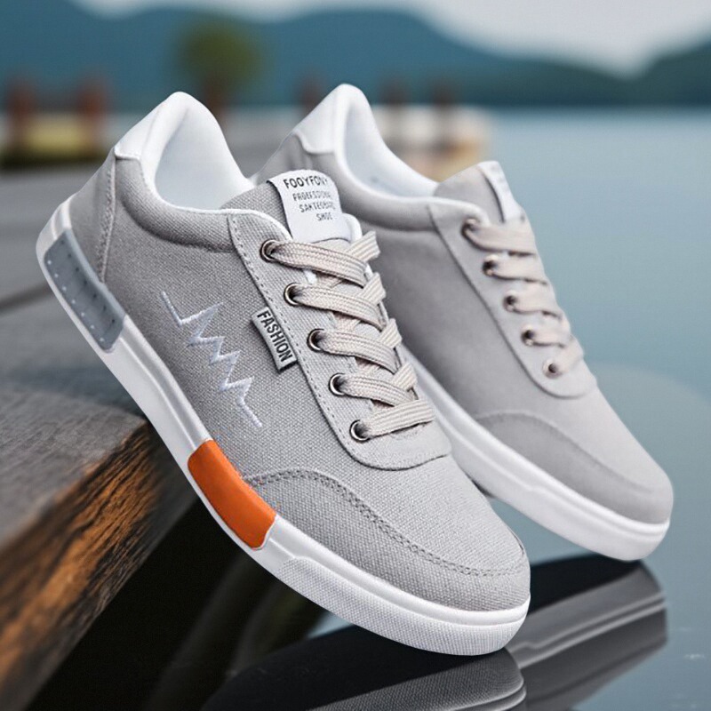 2025新款透气轻便休闲板鞋