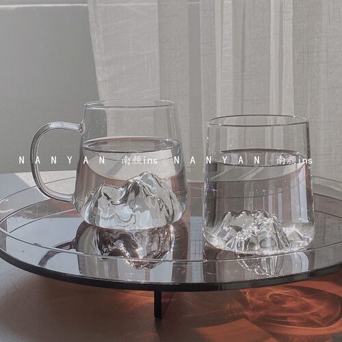 简约轻奢风创意雪山杯耐热