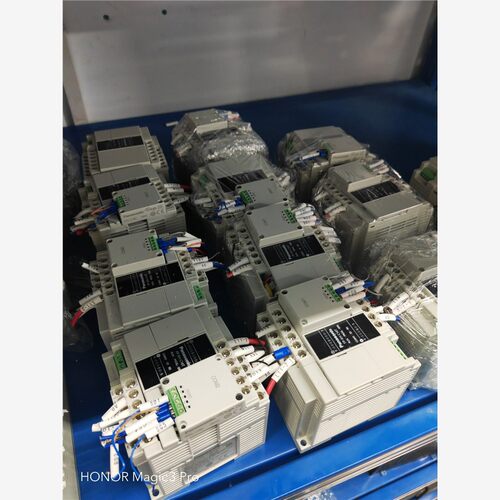 松下PLC，型号FP-XHC14T，现货12个，带通讯COM议价