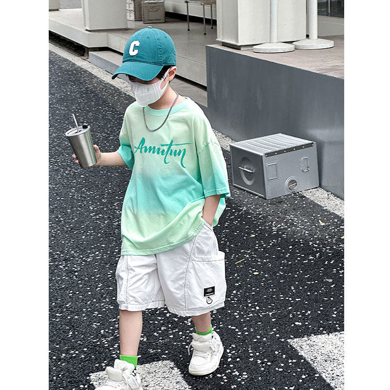 男童夏装渐变短袖T恤2026新款中大儿童帅气上衣夏季炸街体恤衫潮t