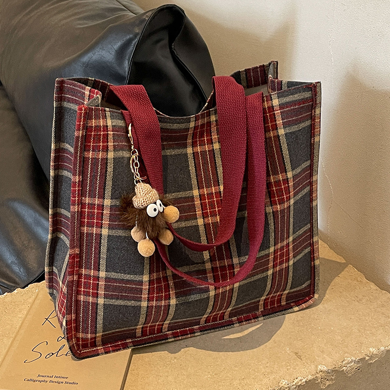 大容量帆布包包女2025新款通勤托特包女小众复古百搭单肩手提包女