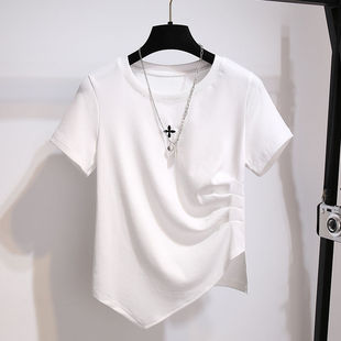 背带裤里面穿的短袖t恤女秋季韩版衣服搭配牛仔阔腿裤的打底上衣