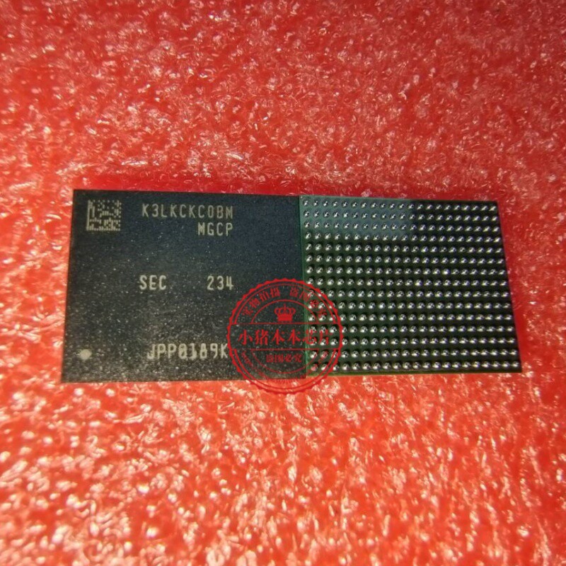 内存升级微软 16G 升32G K3LKCKC0BM-MGCP K3LKBKB0BM-MGCP 测试