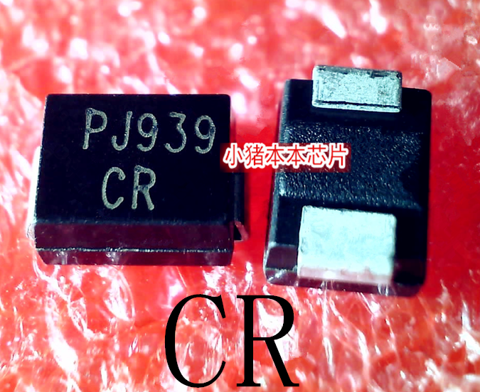 CR  丝印 CR 尺寸:长4.37MM  宽3.55MM 厚2.19MM 新的  一个起拍