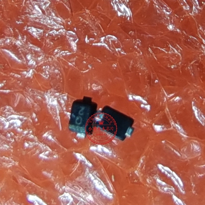 NSR0170P2T5G  NSRO170P2T5G    丝印O SOD923