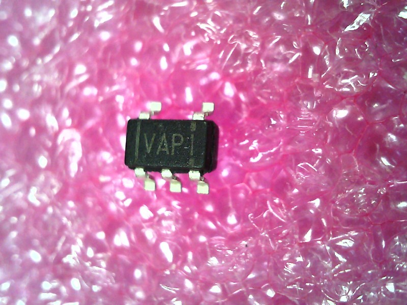 丝印 248YW TLV2461IDBVR 丝印 VAPI VAP1 SOT23-5 IC 新的