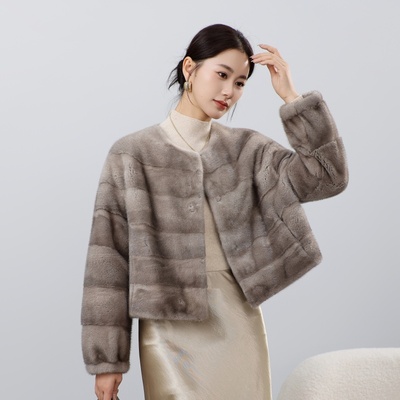 进口天鹅绒圆领横排水貂皮草貂皮