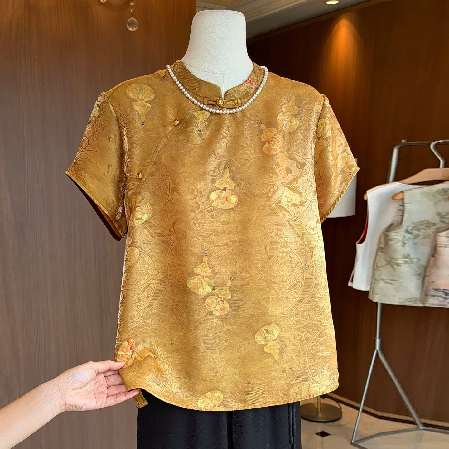 爵莱菲大码女装新中式国风浮光锦立领短袖衬衫女高贵优雅复古上衣