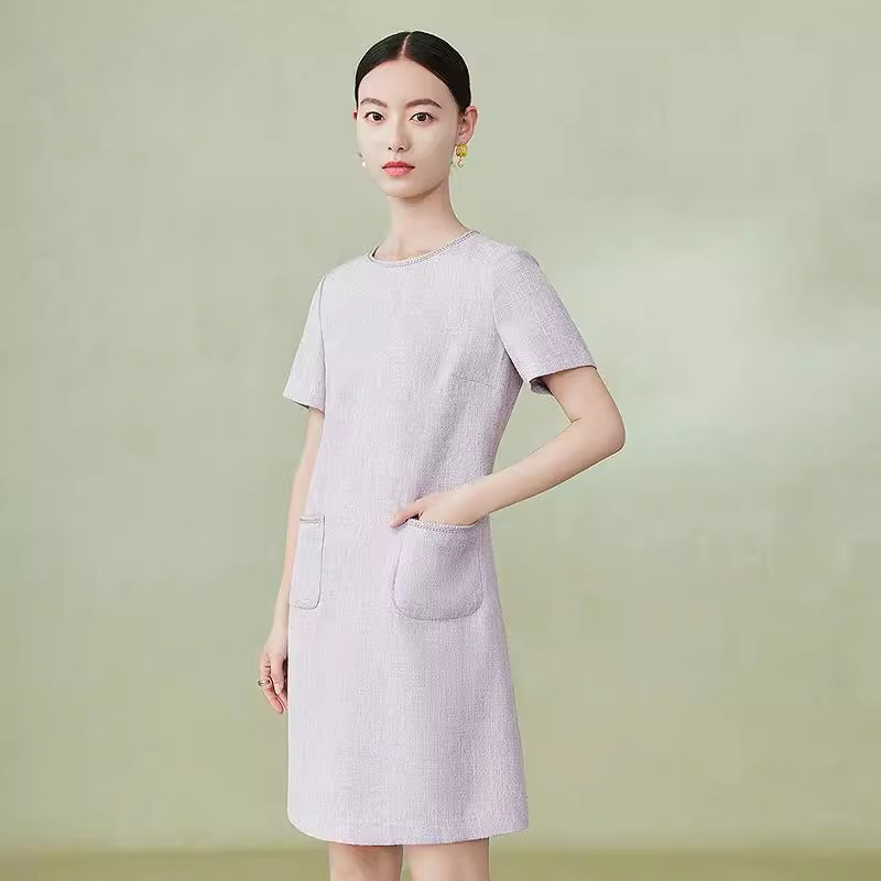 爵莱菲大码连衣裙2025夏季新款简约圆领短袖通勤A字裙子女胖mm