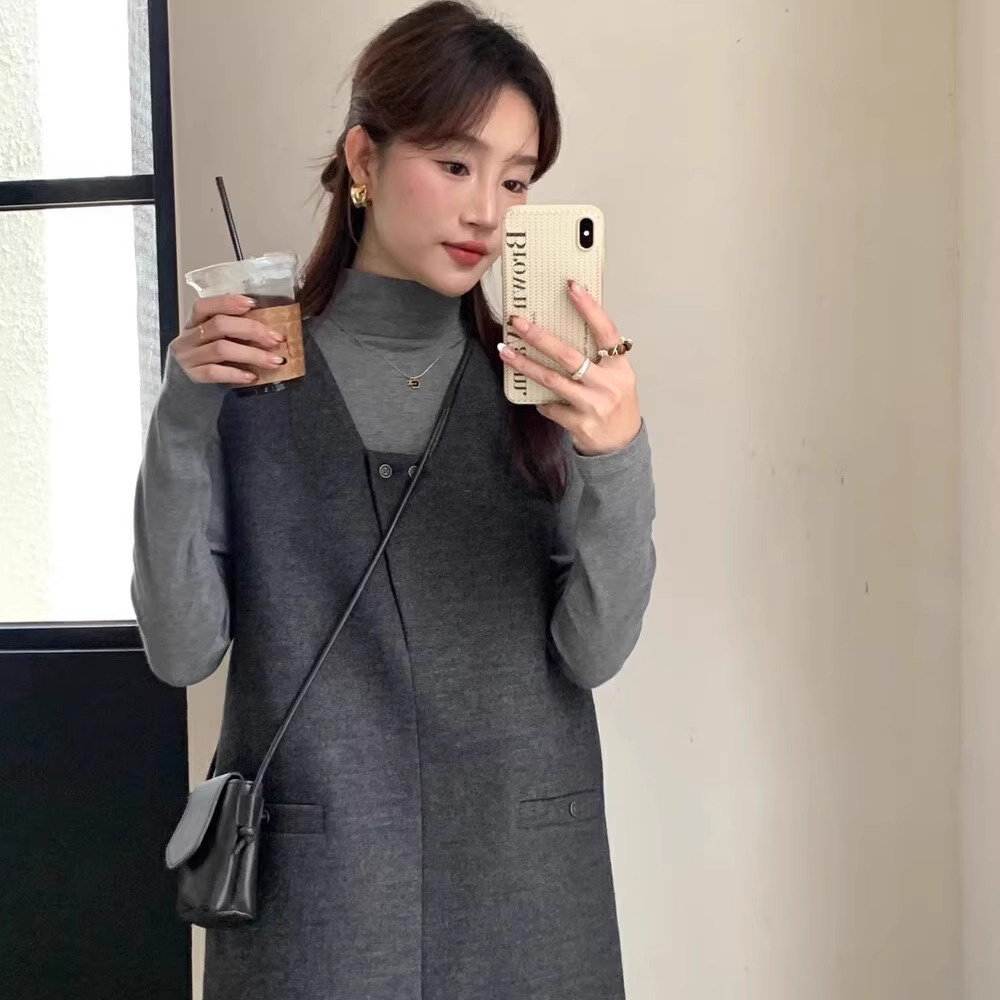 爵莱菲大码胖mm法式打底衫无袖背心裙2025初秋两件套连衣裙女