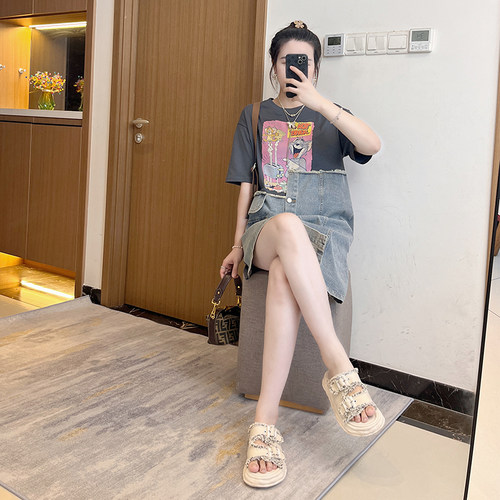 牛仔拼接印花t恤连衣裙女2025夏新款大码女装拼接减龄显瘦时尚