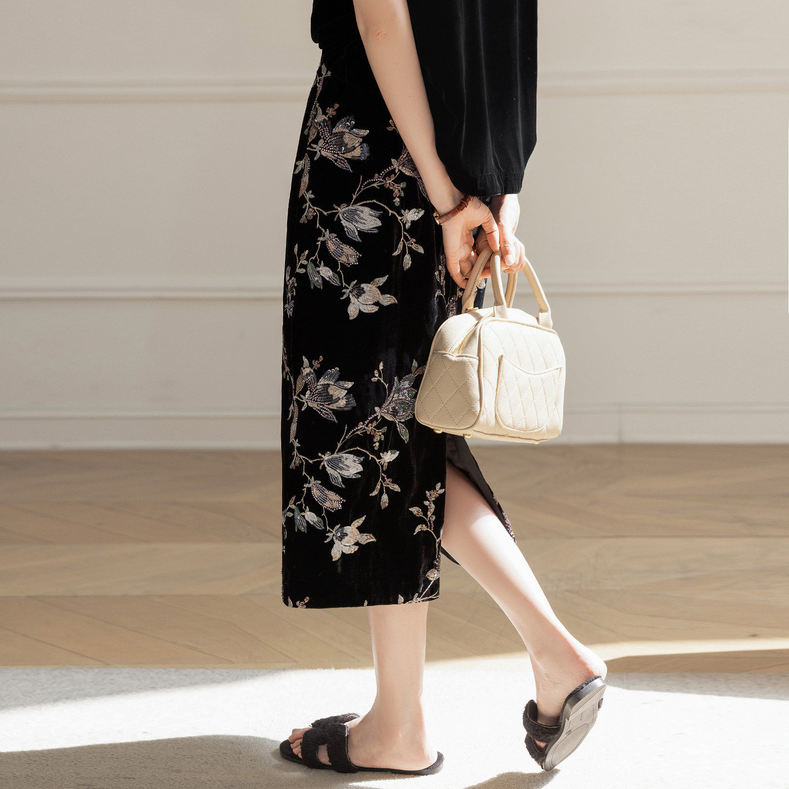 爵莱菲大码刺绣亮片丝绒复古重工中长款高腰开叉绣花过膝半身裙,女装/女士精品,大码半身裙,淘宝优惠券,粉丝福利购,淘宝优惠卷