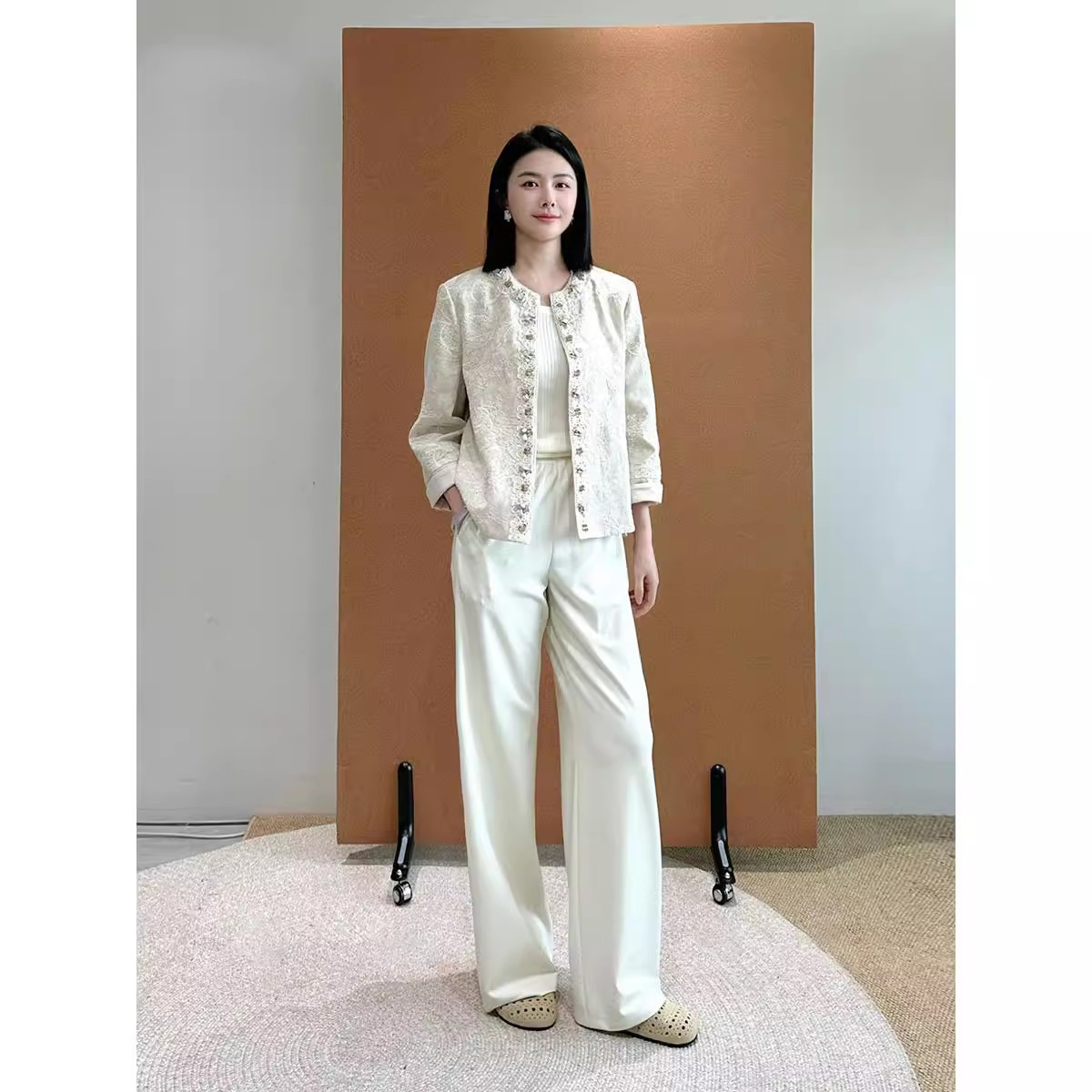 爵莱菲大码胖mm立体浮雕提花 精致重工亮片气质国风绣花外套女