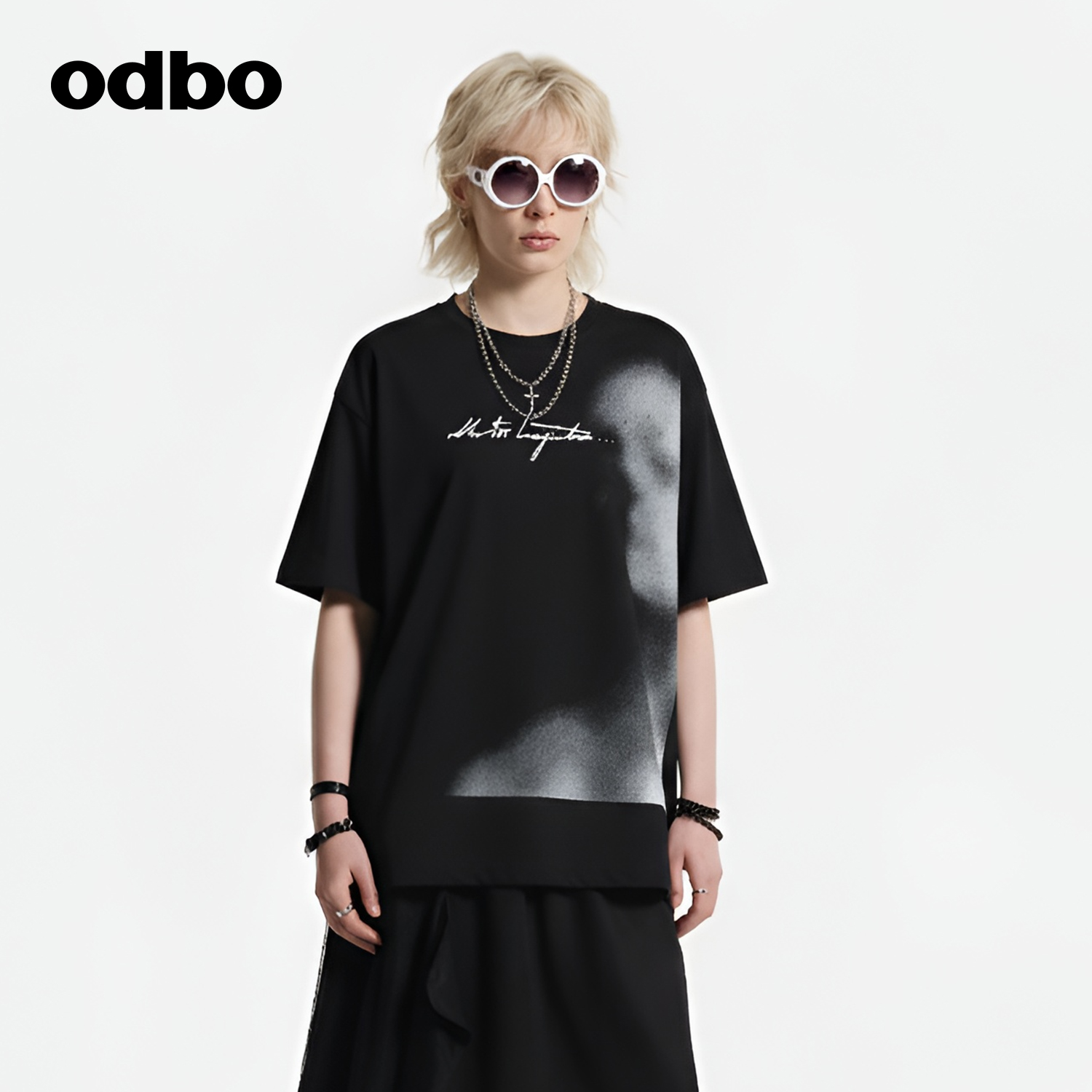 odbo/欧迪比欧国风印花圆领短袖T恤女夏季宽松显瘦百搭休闲上衣