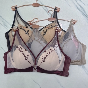 闺蜜私语5561法式三角杯镂空超薄性感风情内衣绣花轻薄聚拢文胸
