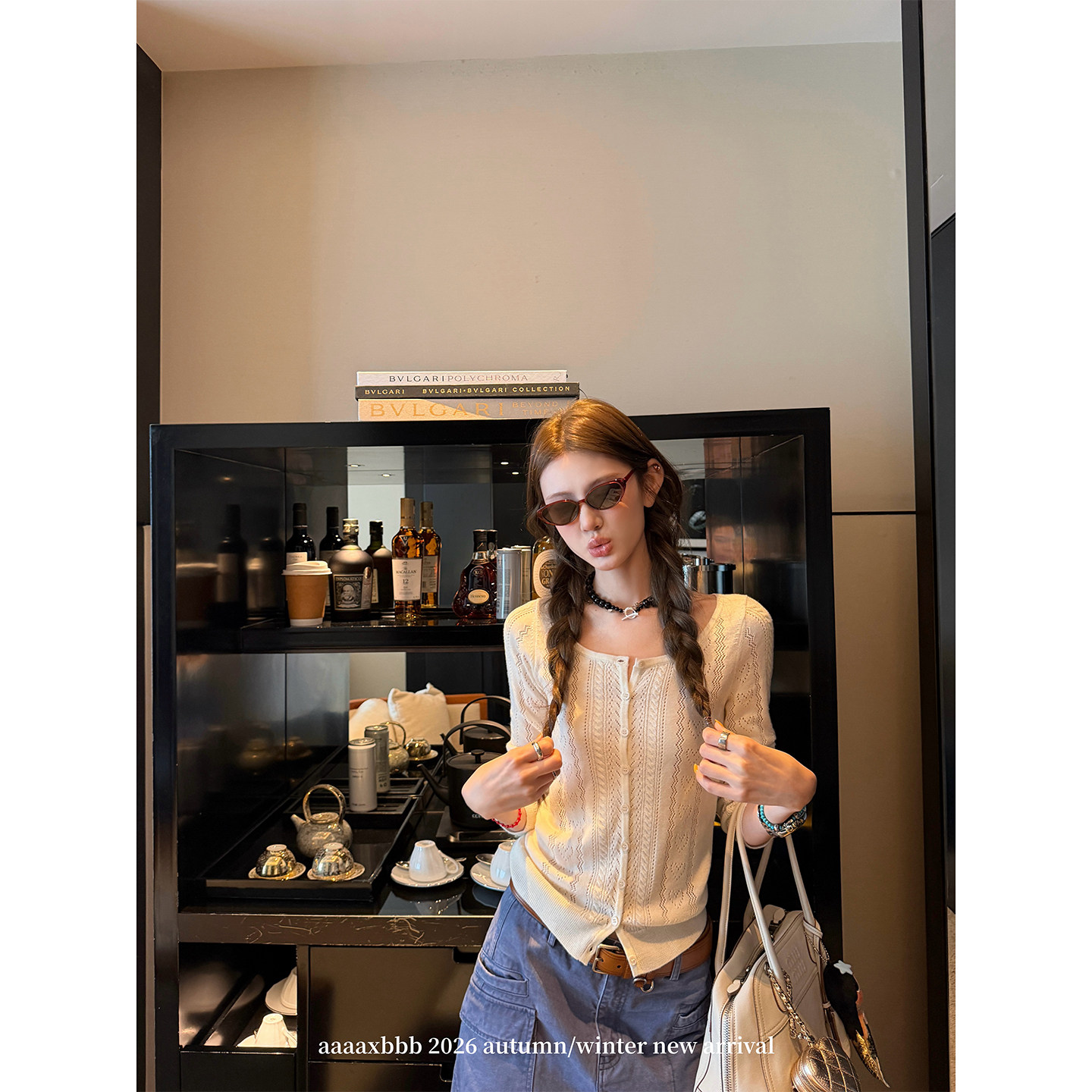 aaaaxbbb 妮味穿搭 爱心镂空针织开衫圆领纽扣羊毛长袖慵懒风上衣图片
