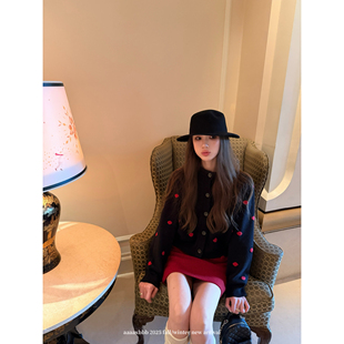 aaaaxbbb 雪夜游乐场 两色韩系波点毛衣圆领刺绣针织开衫上衣外套