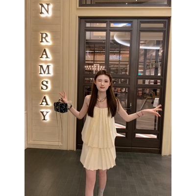 aaaaxbbb花边吊带套装