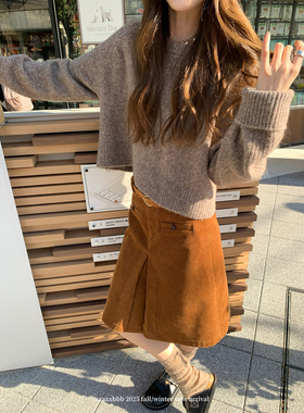 aaaaxbbb 英伦报社 两色百搭灯芯绒半身裙纽扣设计感开叉中裙秋冬
