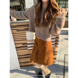 aaaaxbbb 两色百搭灯芯绒半身裙纽扣设计感开叉中裙秋冬 英伦报社