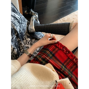 aaaaxbbb 游园街灯 红格子半身裙高级感花边设计感减龄显瘦短裙女