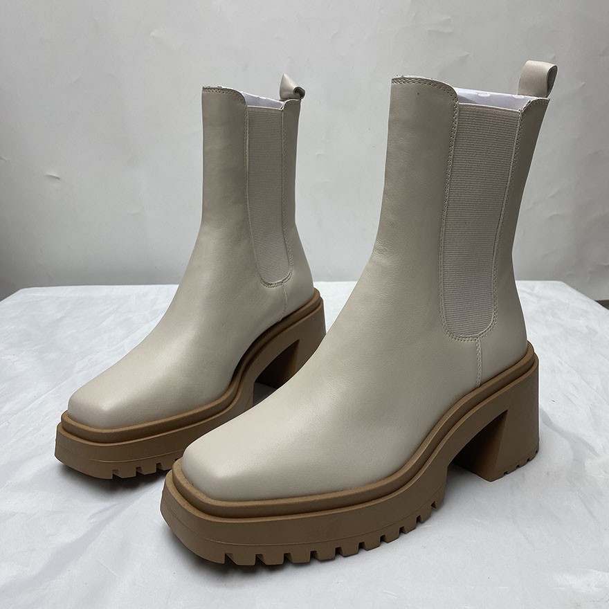 KOREAN VERSION OF WOMENS BOOTS AUTUMN NEW FOUR-COLOR CLASSIC SOLID COLOR VERSATILE CHELSEA SHORT BOOTS THICK-SOLED HIGH-HEELED MARTIN BOOTS