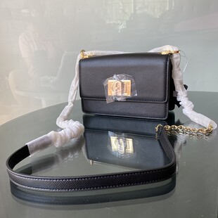 黑色牛皮纯色百搭斜跨包女包 方包经典 CHOOL KILLS欧美时尚