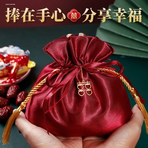 新款大红绒布福袋布袋婚礼喜糖袋年会节日礼品袋圣诞平安果包装袋