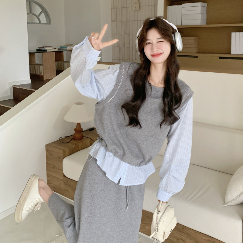 盐系撞色假两件卫衣半身裙套装女2026早春新款时尚小众设计两件套