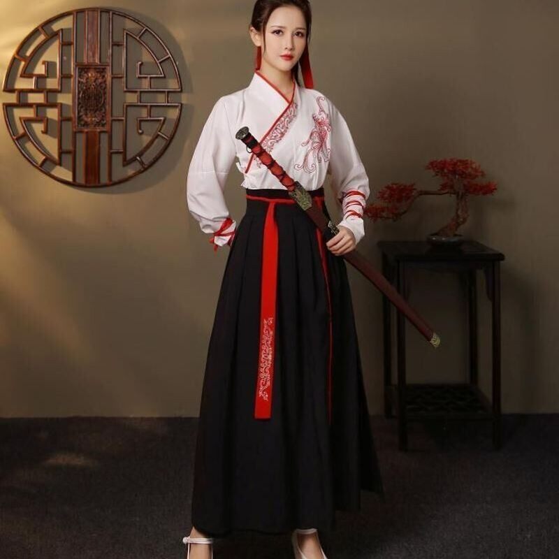 象王行龙吟少年志精忠报图片