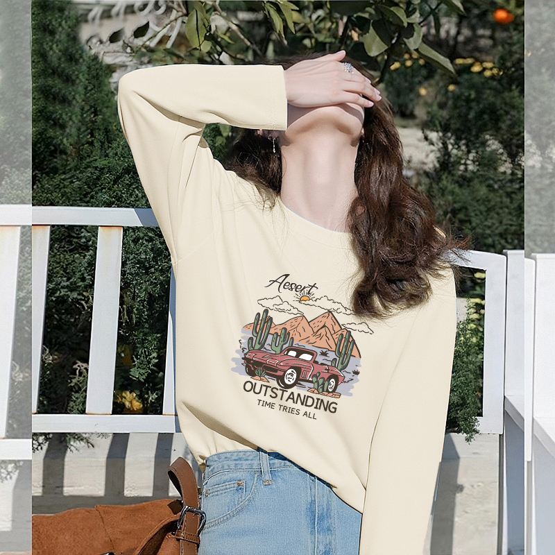 真维斯杏色长袖t恤打底衫上衣