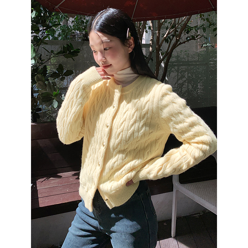 NOW真维斯鹅黄色麻花针织开衫外套女秋冬季短款外搭毛衣韩系上衣