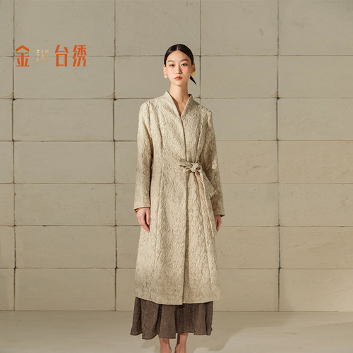 金台绣立领长款新中式风衣