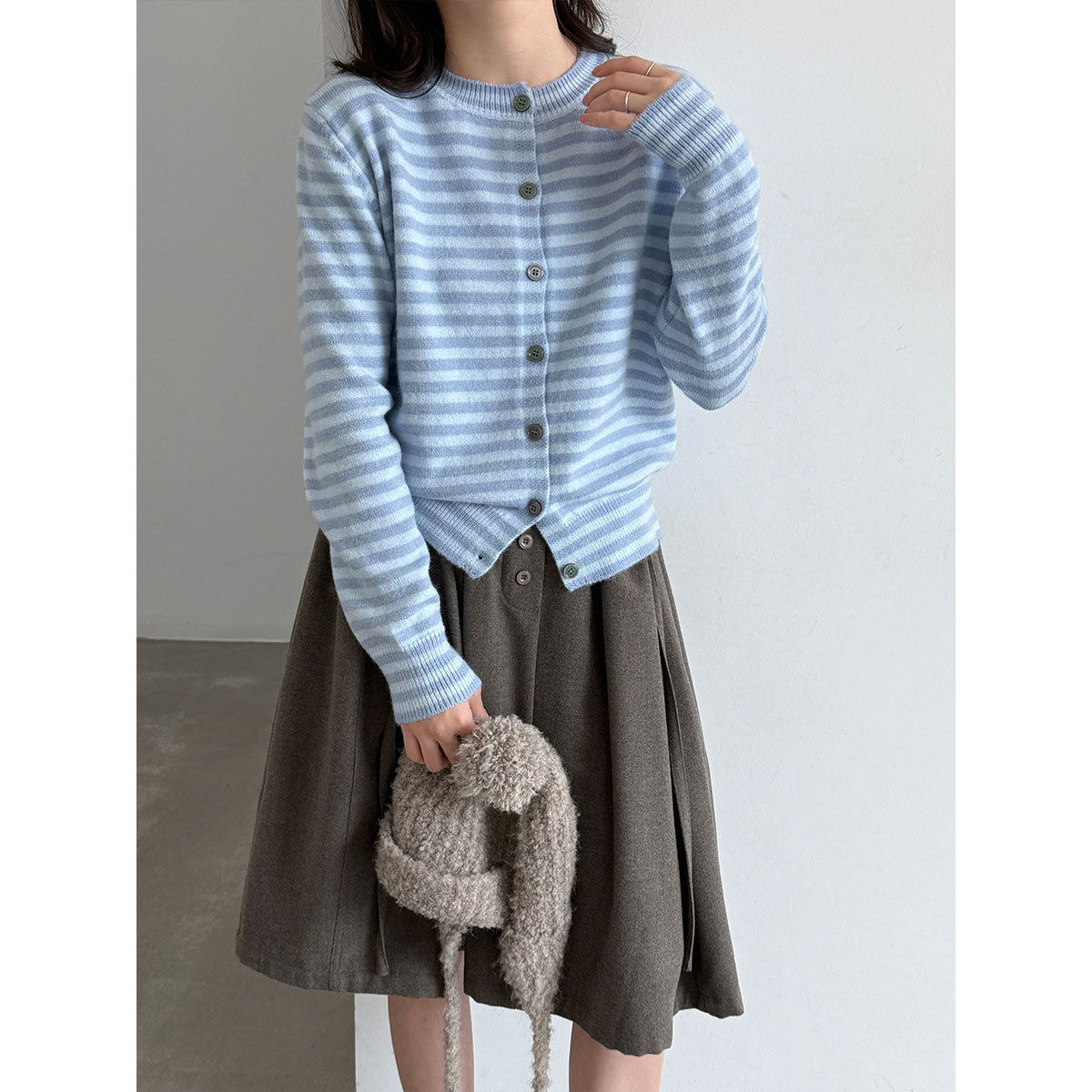 韩系拼色条纹毛衣女秋季新款短款针织衫感开衫外套ss1165